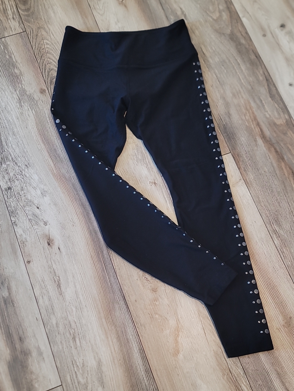 So Cute Studded Leggings